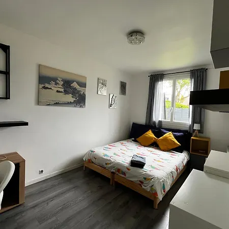 Maison Sur Plein Pied-a Cote De La Holiday home *